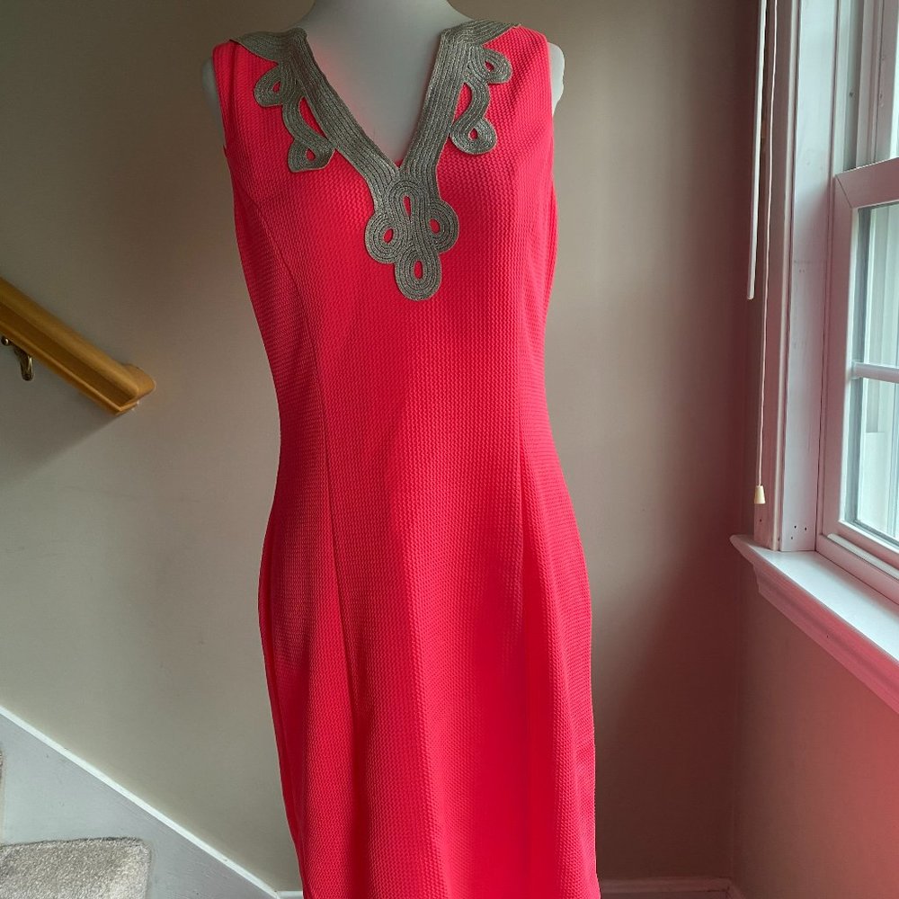 Vince Camuto sleeveless hot pink shift dress with gold v-neck detailing